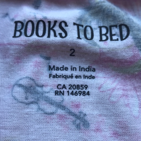 Books to bed Sz 2 nightgown - Picture 3 of 4